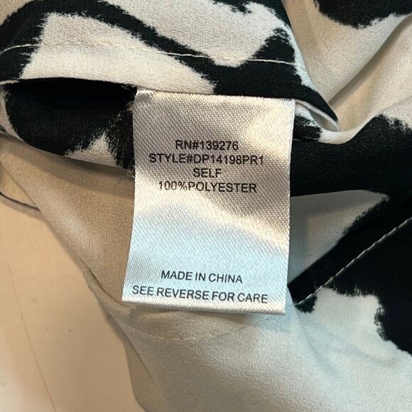 Daniel Rainn Blouse Women Petite Medium White Black Floral High Low Sheer Tunic - Picture 8 of 9